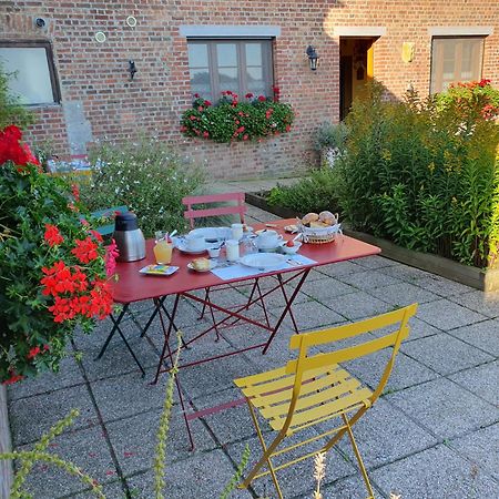 Bed and Breakfast Les Mout'Anes Saint-Hilaire-sur-Helpe Экстерьер фото