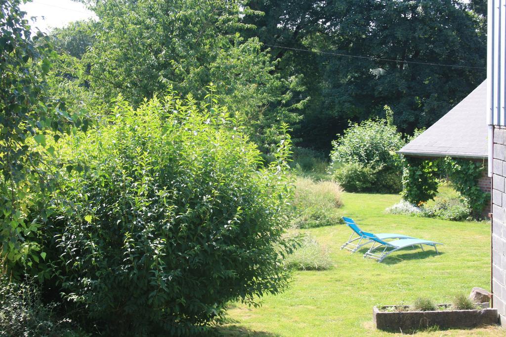 Bed and Breakfast Les Mout'Anes Saint-Hilaire-sur-Helpe Экстерьер фото